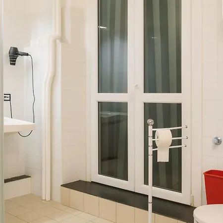 Acquamarina A Due Passi Dai Traghetti Genoa